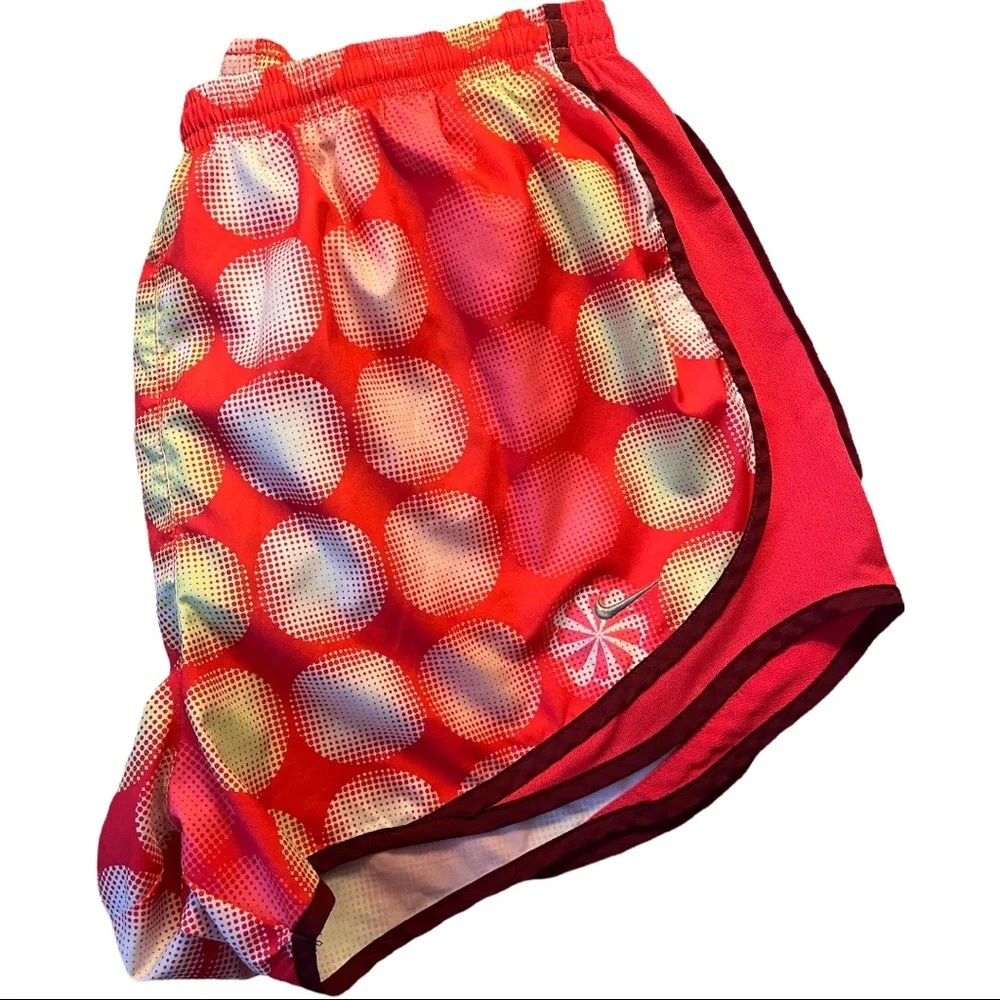 Nike Dri Fit Shorts - Picture 2 of 4